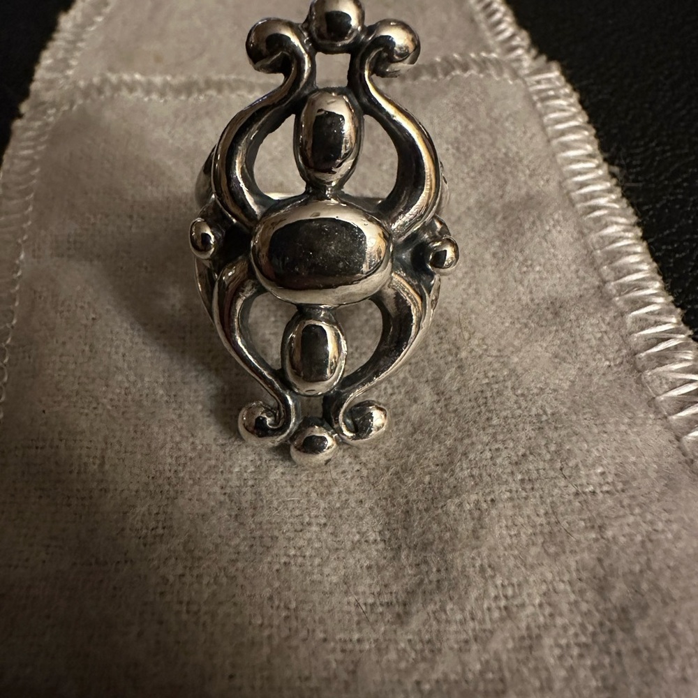 James Avery Sterling Silver Rare Glorietta Ring (retired), 6.5